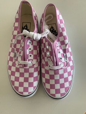 NWOT Vans Authentic Checkerboard Sneakers in Orchid and True White women sz7